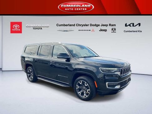 Used 2023 Jeep Wagoneer L Series III image 1