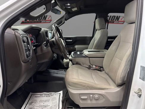 Used 2019 Chevrolet Silverado 1500 LT w/ All-Star Edition AWD/4WD image 9