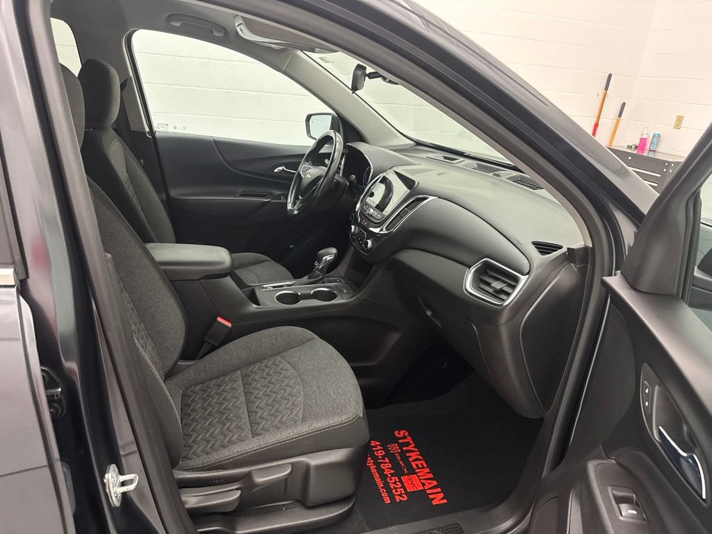 Used 2022 Chevrolet Equinox LT AWD/4WD image 46