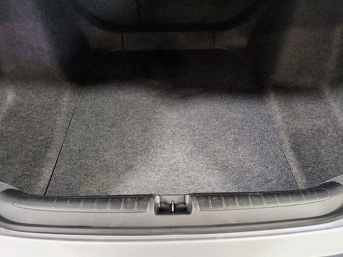 Used 2019 Honda Accord EX image 25