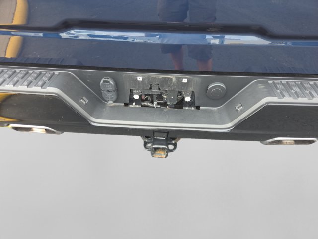 Used 2023 Chevrolet Silverado 1500 LT Trail Boss w/ Convenience Package II AWD/4WD image 12