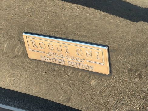 Used 2017 Nissan Rogue SV FWD image 9