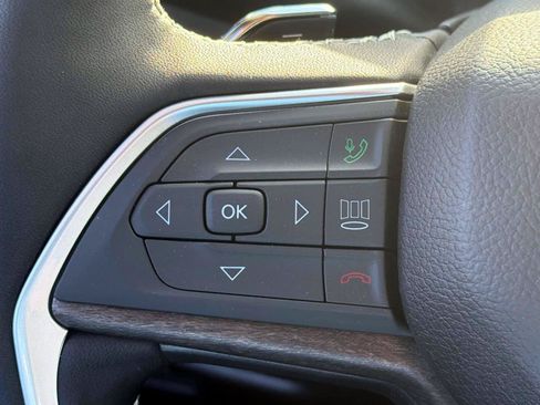 New 2026 Jeep Grand Cherokee Limited AWD/4WD image 13