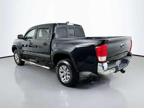 Used 2016 Toyota Tacoma SR5 image 5