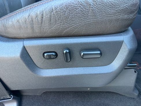 Used 2016 Ford F250 King Ranch w/ FX4 Off-Road Package image 23