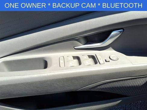 Used 2023 Hyundai Elantra SEL w/ Cargo Package FWD image 11
