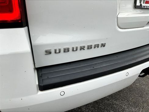 Used 2018 Chevrolet Suburban LT AWD/4WD image 22