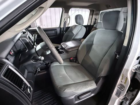 Used 2017 RAM 2500 Tradesman w/ Popular Equipment Group image 17