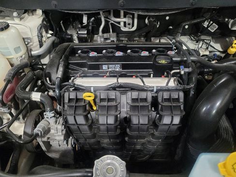 Used 2020 Dodge Journey SE w/ SE Popular Equipment Group FWD image 30