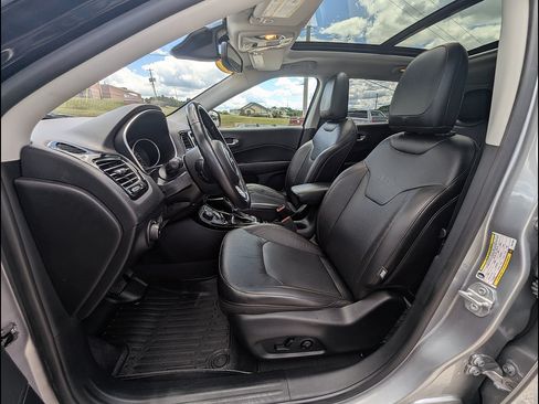 Used 2021 Jeep Compass Limited w/ Sun and Sound Group AWD/4WD image 18