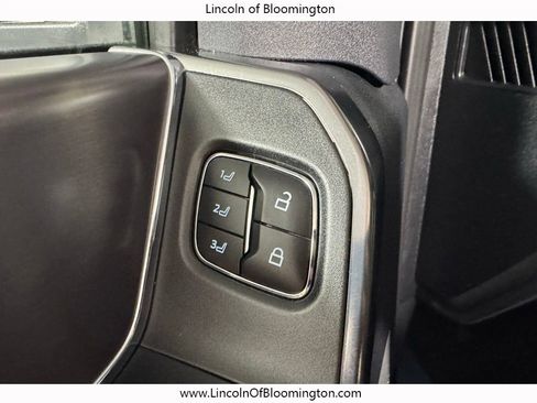 Used 2026 Ford F250 Platinum AWD/4WD image 45
