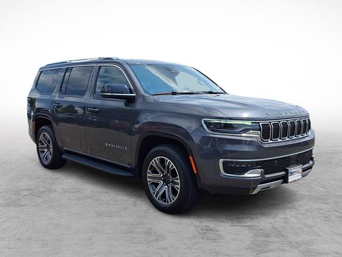 Used 2024 Jeep Wagoneer Series II AWD/4WD image 7