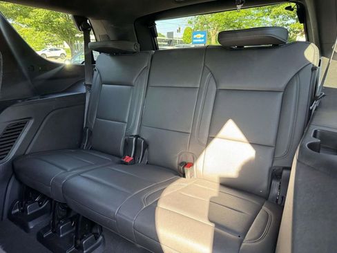 Used 2024 Chevrolet Tahoe LT AWD/4WD image 16
