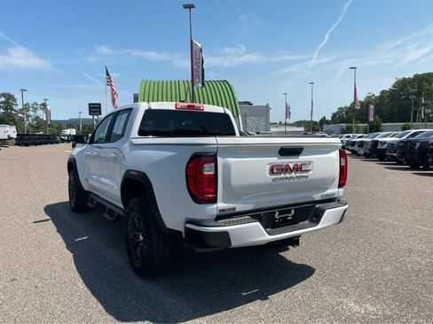 Used 2023 GMC Canyon Elevation w/ Trailering Package RWD image 7
