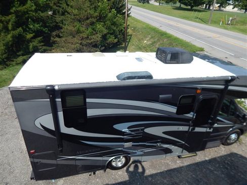 Used 2016 Mercedes-Benz Sprinter 3500 image 46