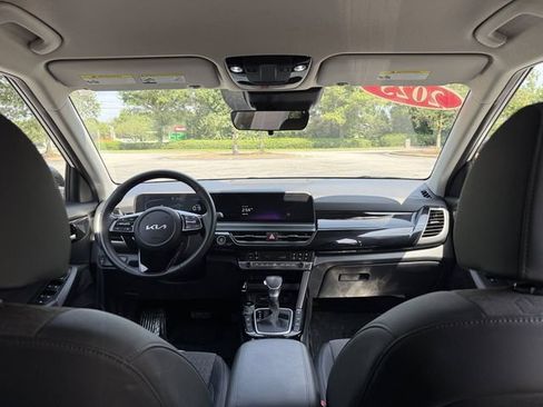 Certified 2025 Kia Seltos S AWD/4WD image 32