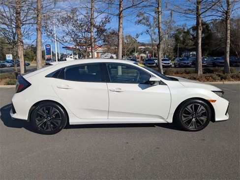 Certified 2017 Honda Civic EX image 6