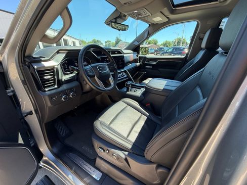 Used 2024 GMC Sierra 1500 Denali w/ Denali Reserve Package AWD/4WD image 10