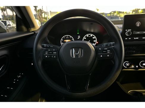 Certified 2023 Honda HR-V LX image 36