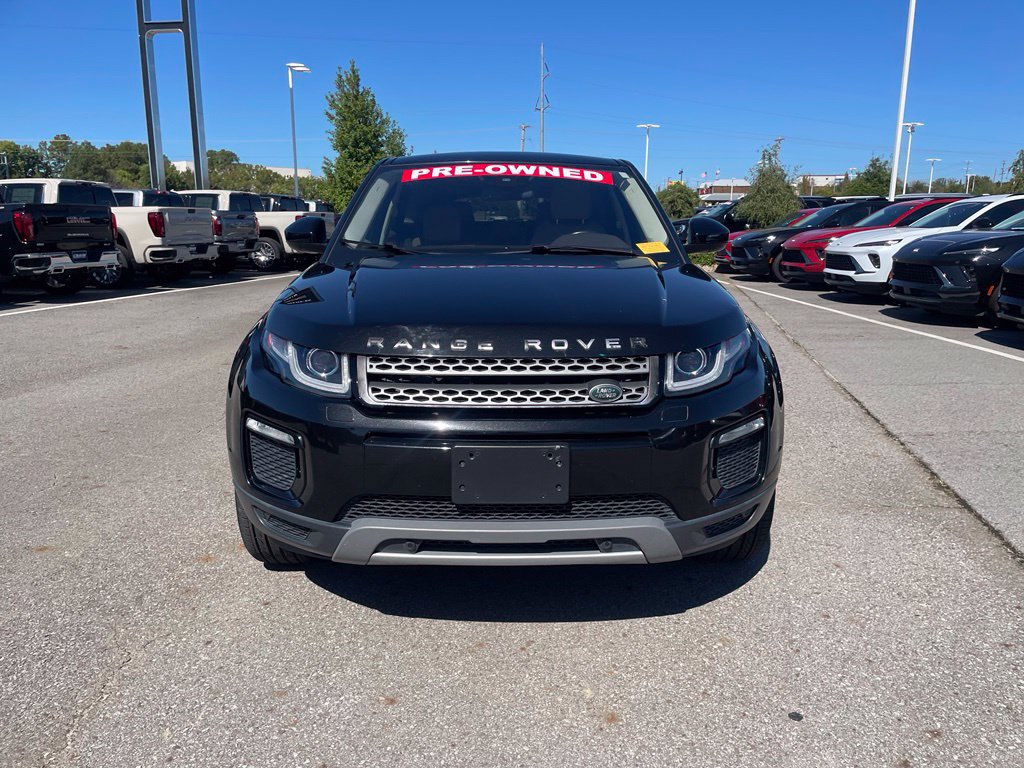 Used 2018 Land Rover Range Rover Evoque SE AWD/4WD image 2