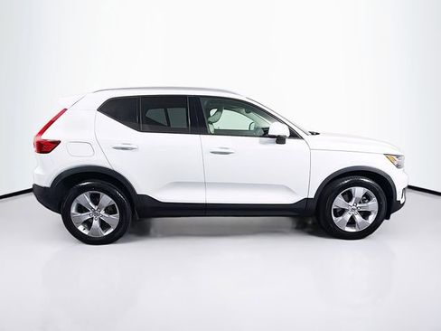 Used 2019 Volvo XC40 T5 Momentum AWD/4WD image 11