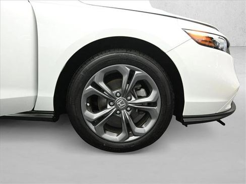 Used 2023 Honda Accord EX image 28