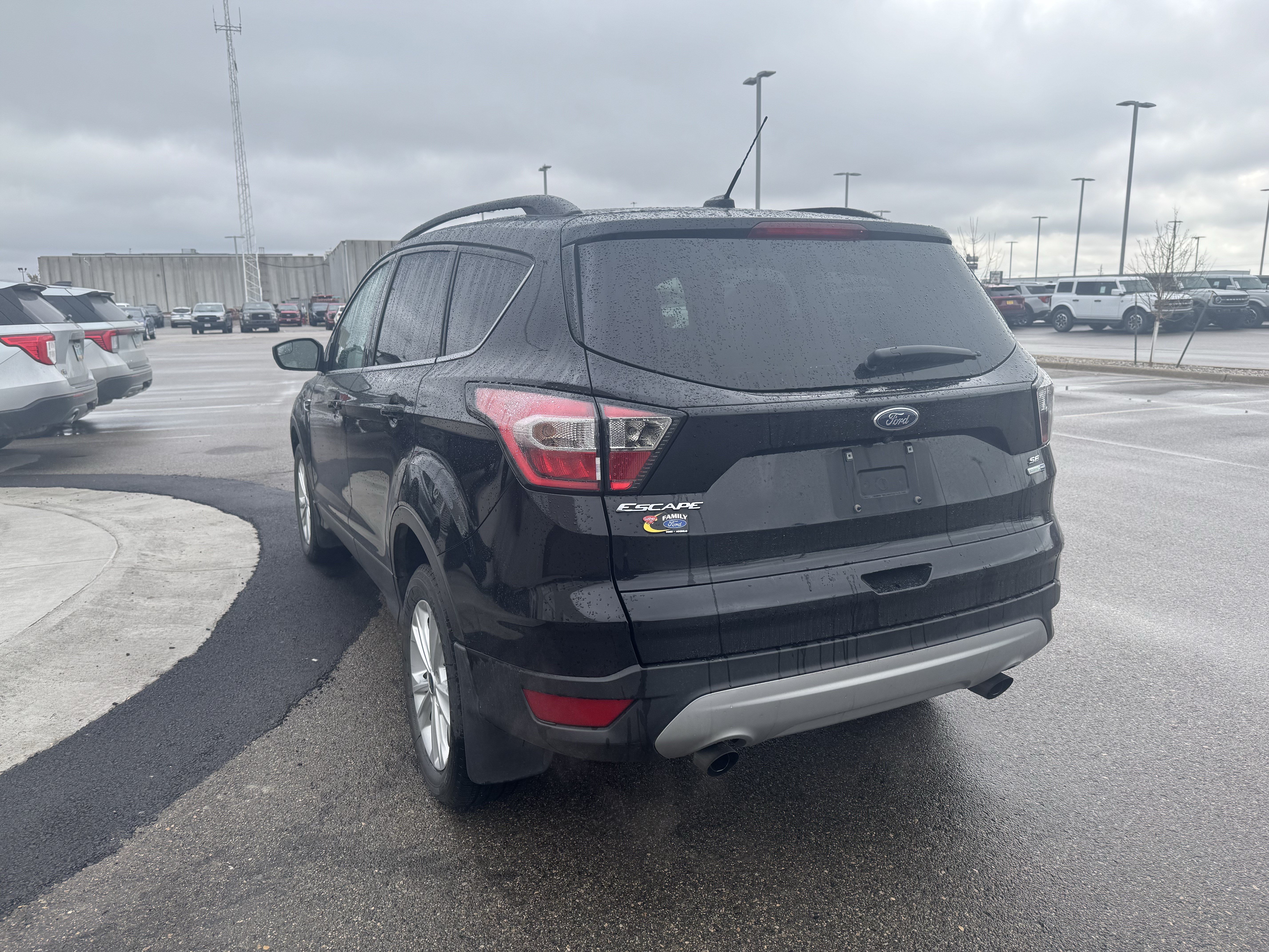 Used 2018 Ford Escape SE AWD/4WD image 4