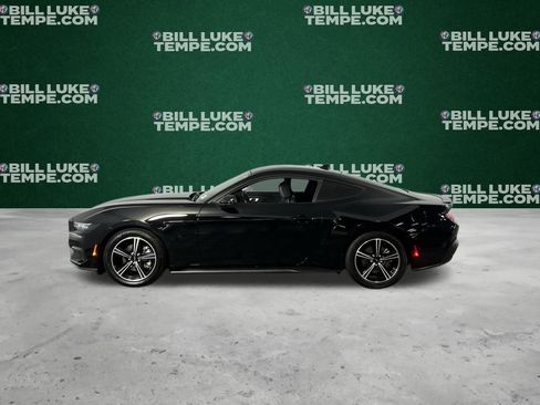Used 2025 Ford Mustang Premium image 7