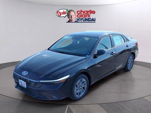 New 2026 Hyundai Elantra Hybrid FWD image 1