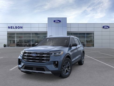 New 2026 Ford Explorer Active image 2