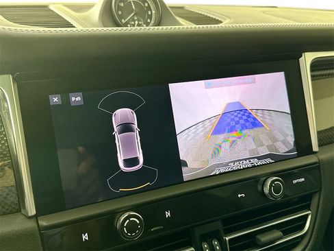 Used 2023 Porsche Macan GTS image 14