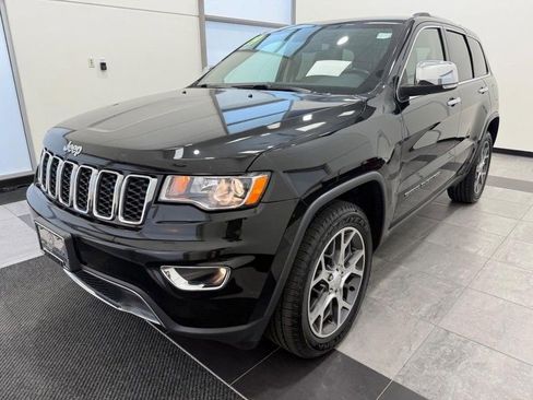 Used 2019 Jeep Grand Cherokee Limited w/ Trailer Tow Group IV image 6