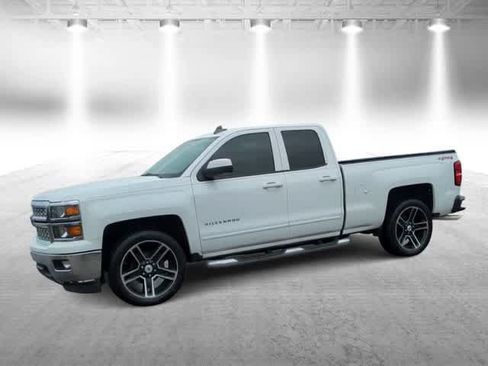 Used 2015 Chevrolet Silverado 1500 LT w/ All Star Edition AWD/4WD image 4