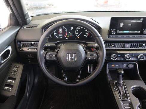 Used 2024 Honda Civic Sport image 27