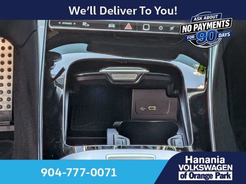 Used 2023 Mercedes-Benz C 300 Sedan image 23