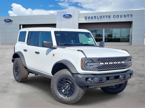 New 2026 Ford Bronco Badlands AWD/4WD image 1