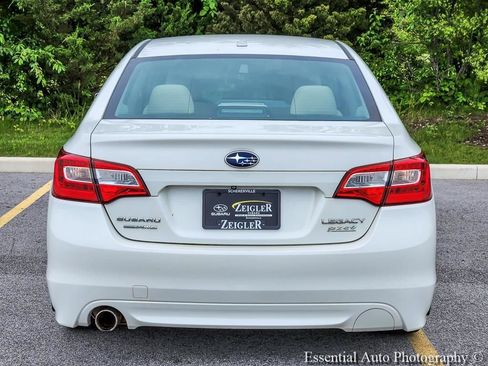 Used 2015 Subaru Legacy 2.5i Premium AWD/4WD image 5