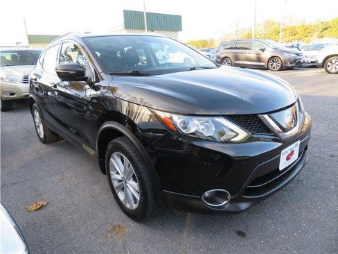 Used 2019 Nissan Rogue Sport SV w/ Technology Package image 15