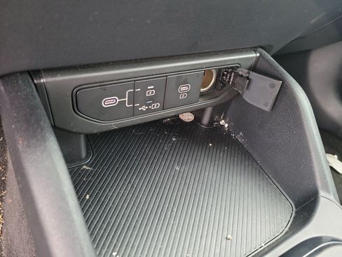 Certified 2025 Kia K4 FWD image 28