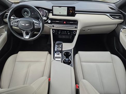 Used 2025 Genesis G70 2.5T image 15