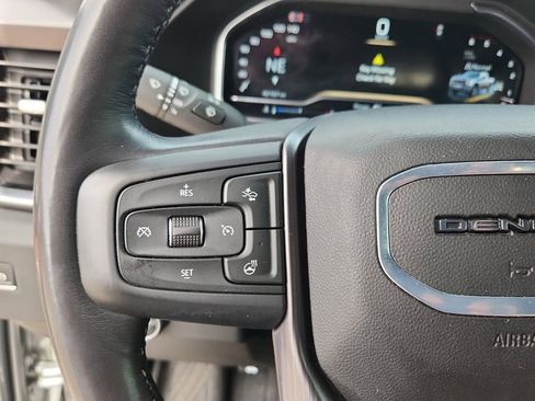 Used 2024 GMC Sierra 2500 Denali Ultimate AWD/4WD image 21