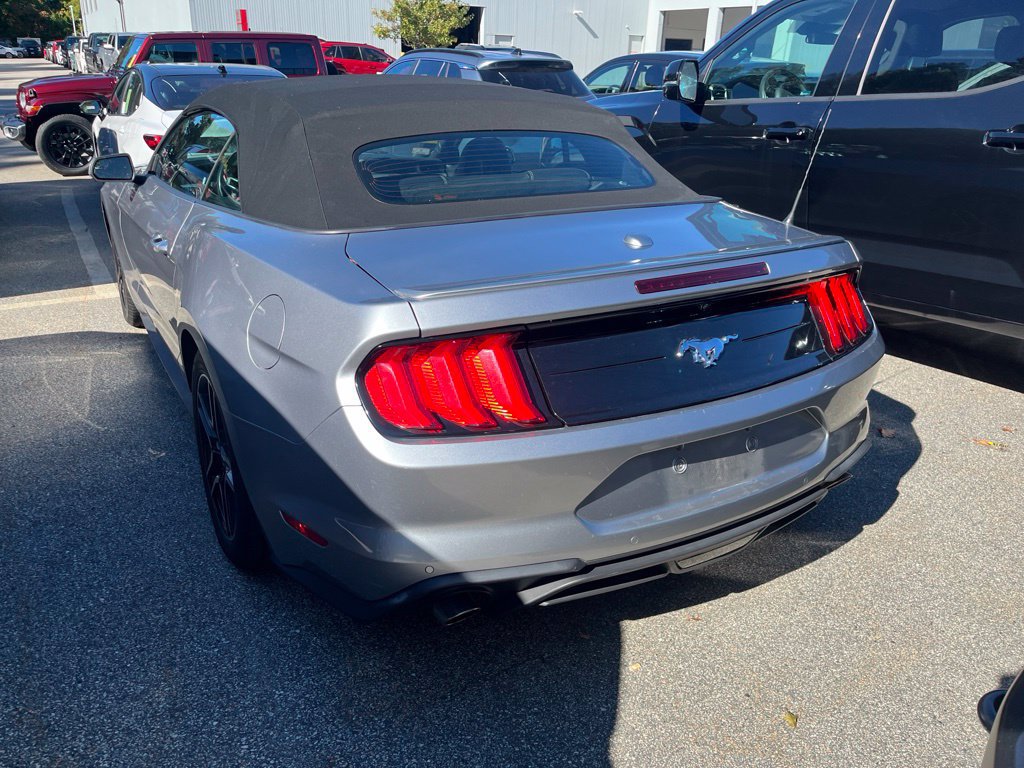 Used 2020 Ford Mustang Premium RWD image 5