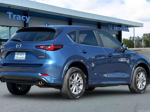 Used 2024 MAZDA CX-5 AWD 2.5 S w/ Select Package image 6