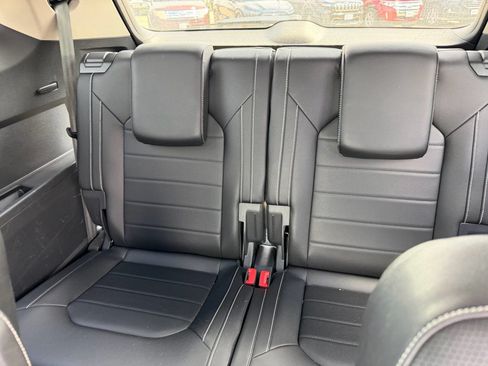 Used 2021 Volkswagen Atlas SEL Premium AWD/4WD image 9