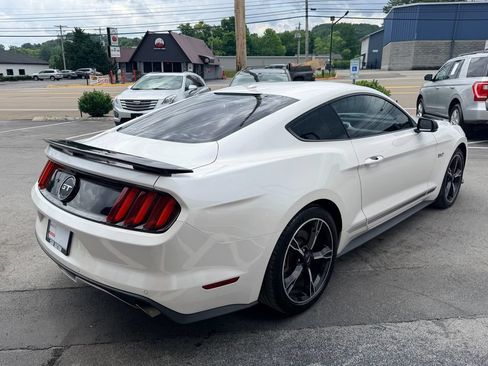 Used 2017 Ford Mustang GT Premium w/ Equipment Group 401A RWD image 6