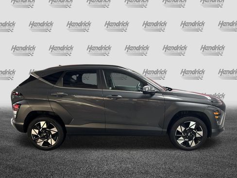 Used 2024 Hyundai Kona SEL AWD/4WD image 11