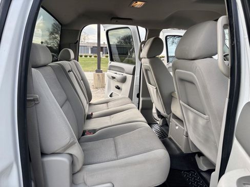 Used 2014 Chevrolet Silverado 2500 LT image 9