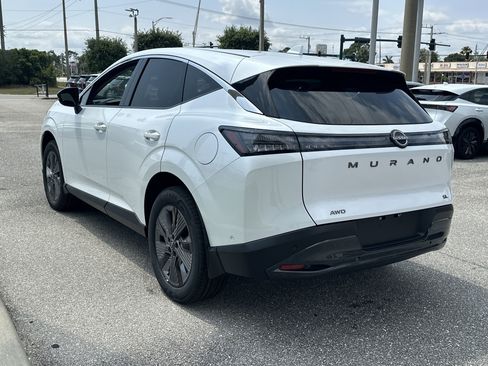 New 2025 Nissan Murano SL image 8