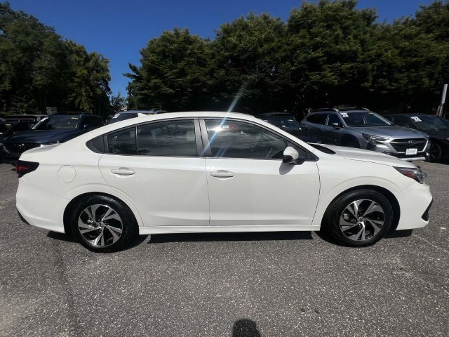 Used 2025 Subaru Legacy Premium AWD/4WD image 5