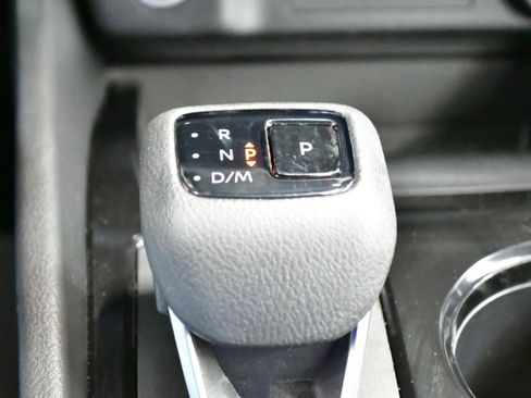 Used 2023 Nissan Rogue SV AWD/4WD image 28